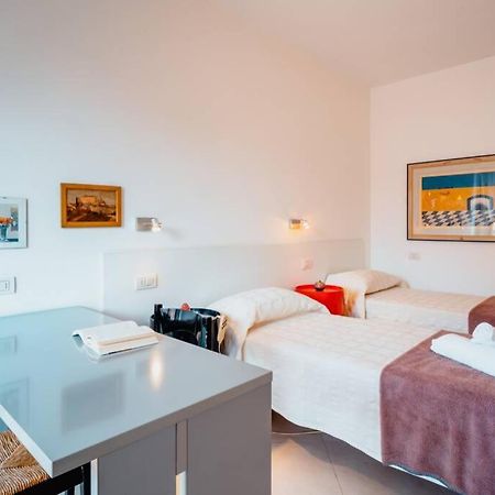 Grand Central Ventimiglia - Wifi & Parking ภายนอก รูปภาพ