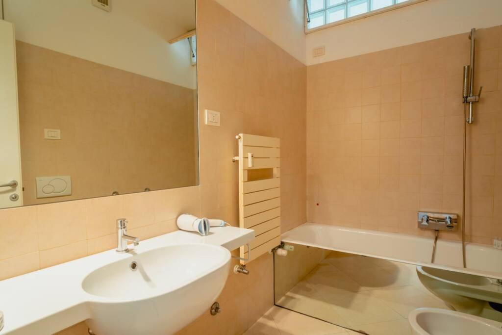 Grand Central Ventimiglia - Wifi & Parking ภายนอก รูปภาพ